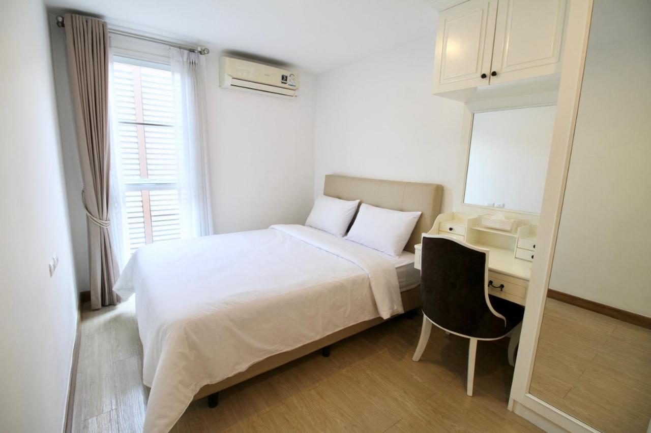 Town Sukhumvit 71 Apartment Bangkok Exterior photo